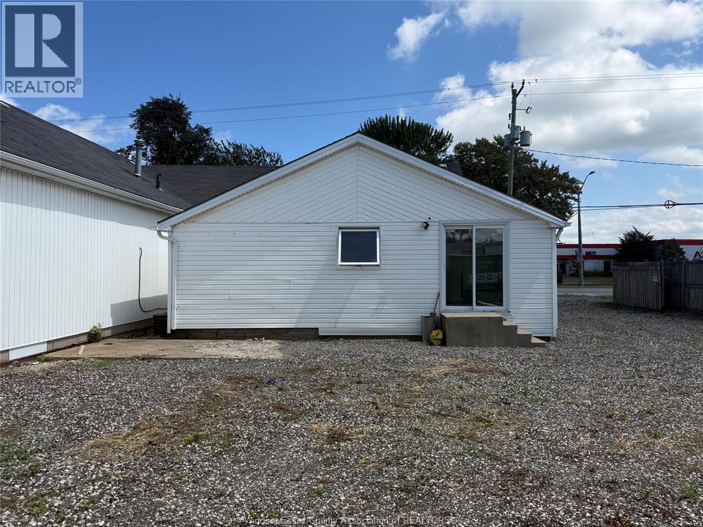 5163 Walker Road Unit# B Property Photo 4