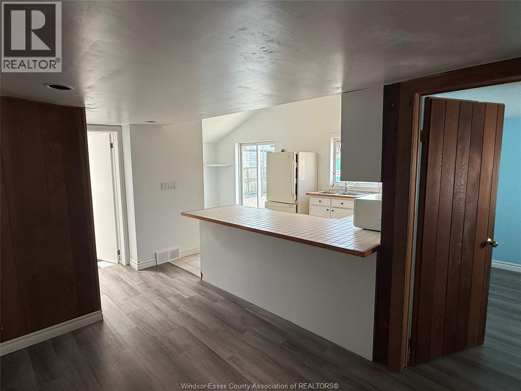 5163 Walker Road Unit# B Property Photo 15