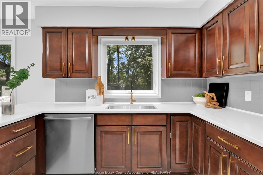 3045 Claxton Court Property Photo 11