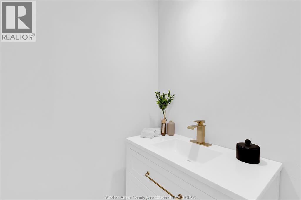 3045 Claxton Court Property Photo 13