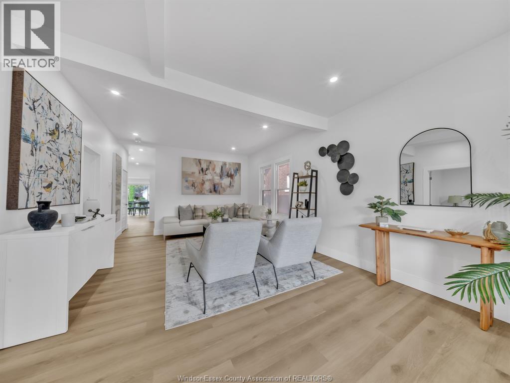 1387 Lincoln Road Property Photo 3