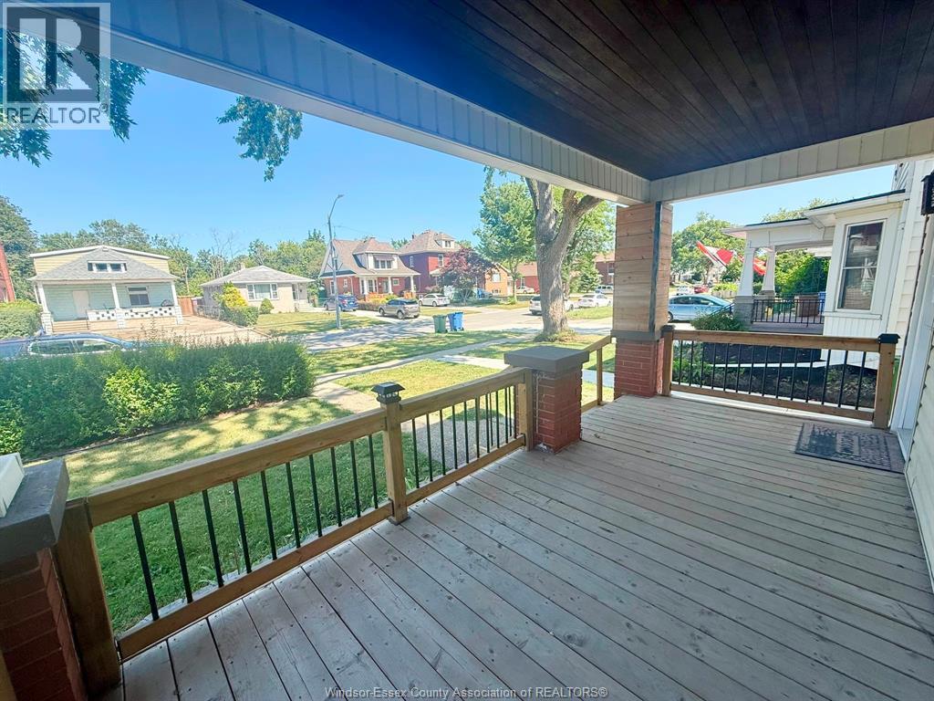 427 Cameron Property Photo 5
