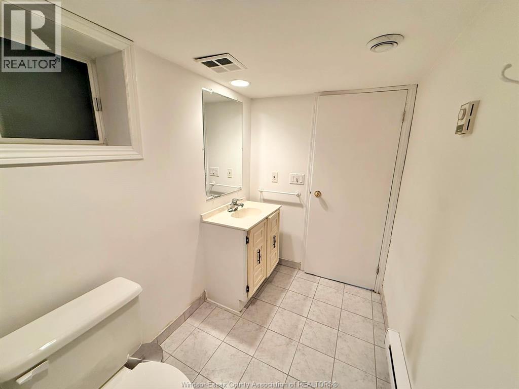 427 Cameron Property Photo 17
