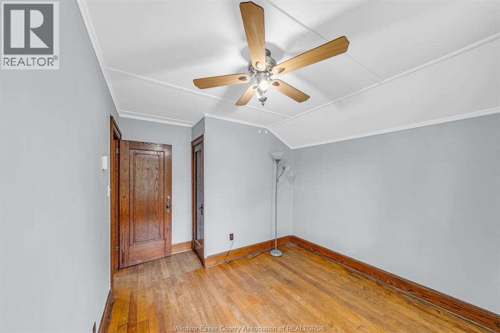 427 Cameron Property Photo 31