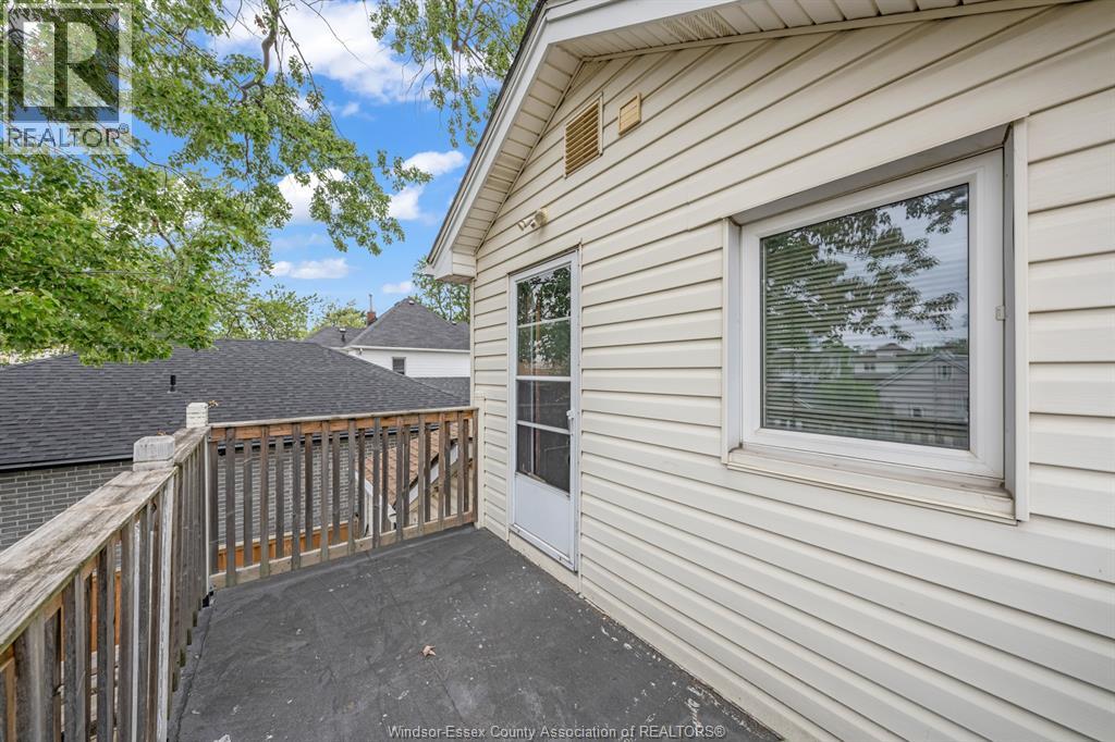 427 Cameron Property Photo 32