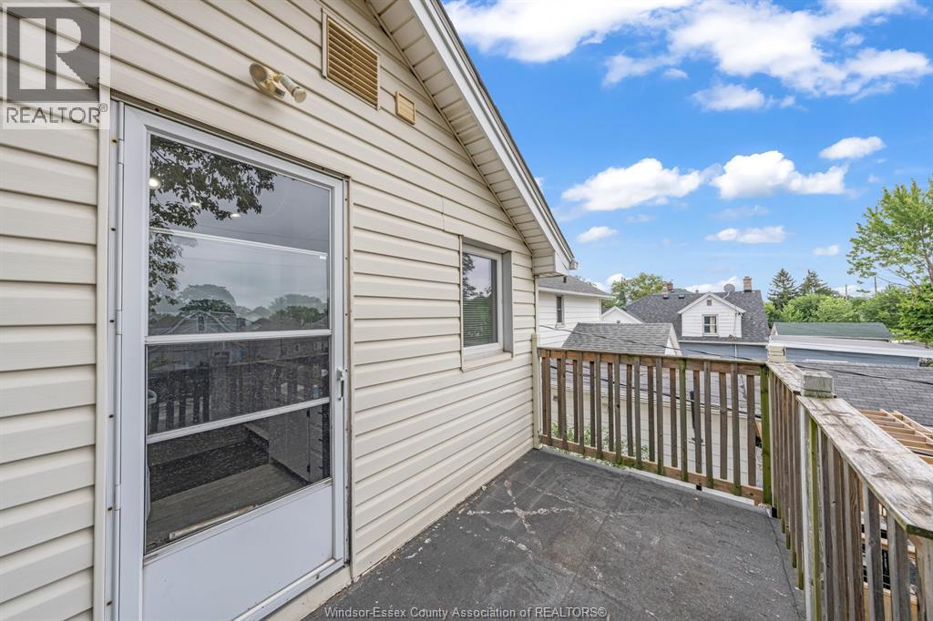 427 Cameron Property Photo 33