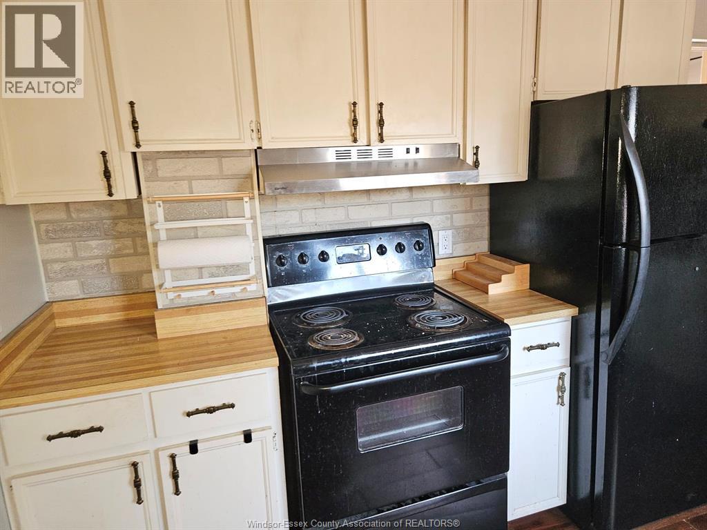 427 Cameron Property Photo 38