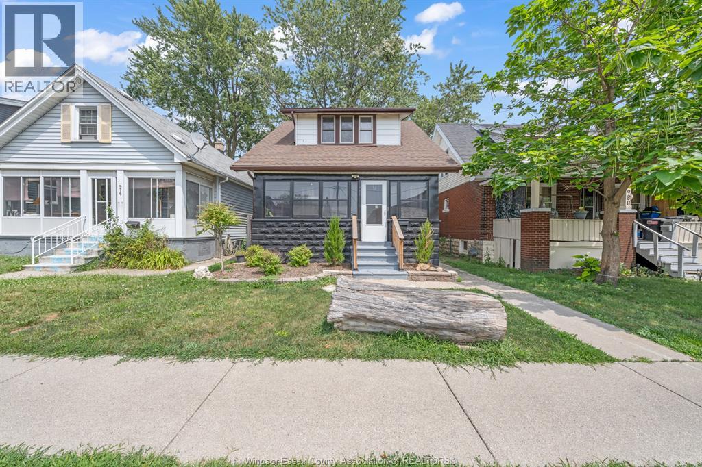982 Elm Avenue Property Photo 2