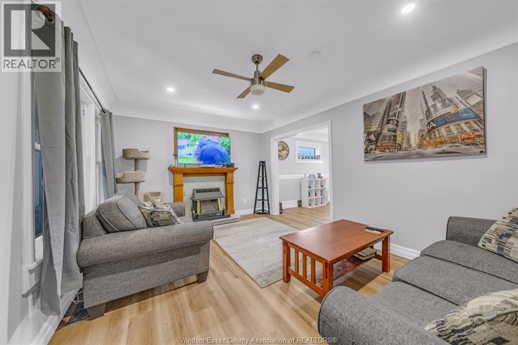 982 Elm Avenue Property Photo 7