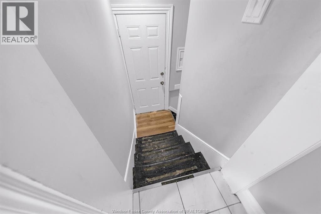 982 Elm Avenue Property Photo 23