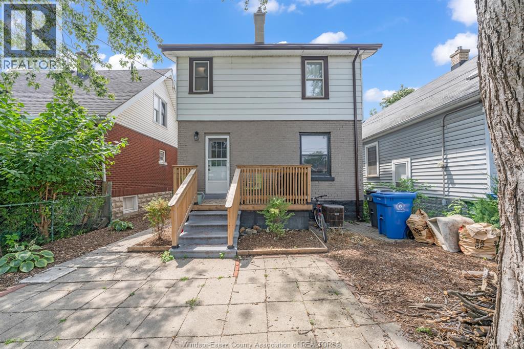 982 Elm Avenue Property Photo 29