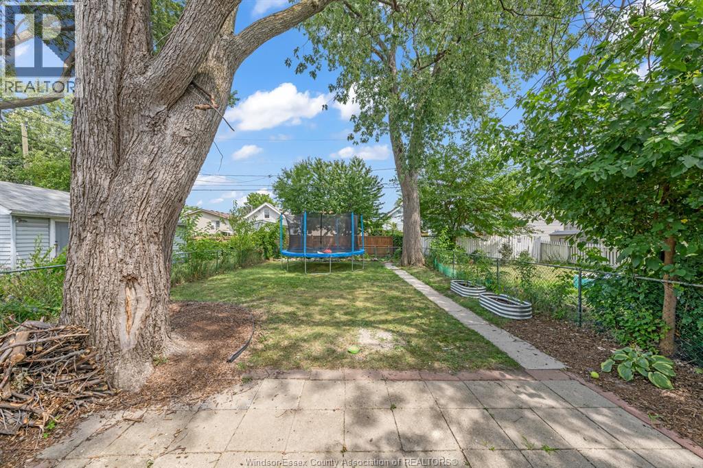 982 Elm Avenue Property Photo 30