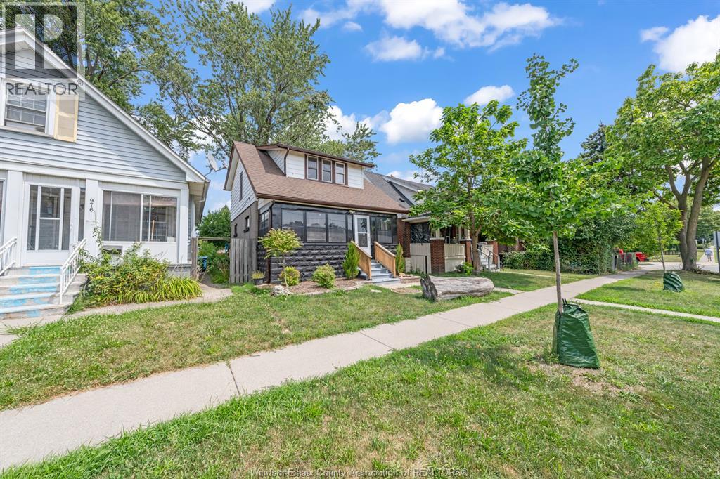 982 Elm Avenue Property Photo 32