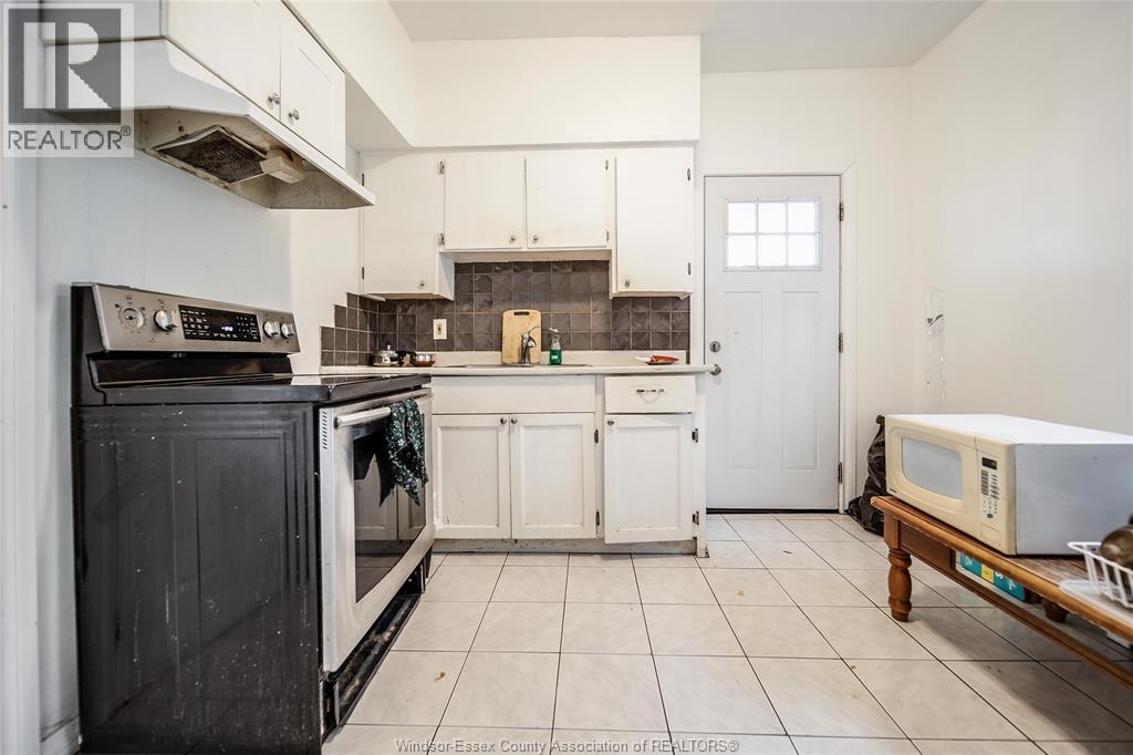756 Brant Street Property Photo 13