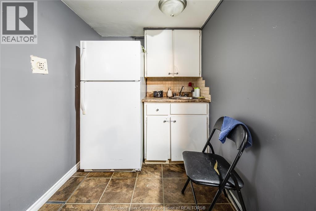756 Brant Street Property Photo 23