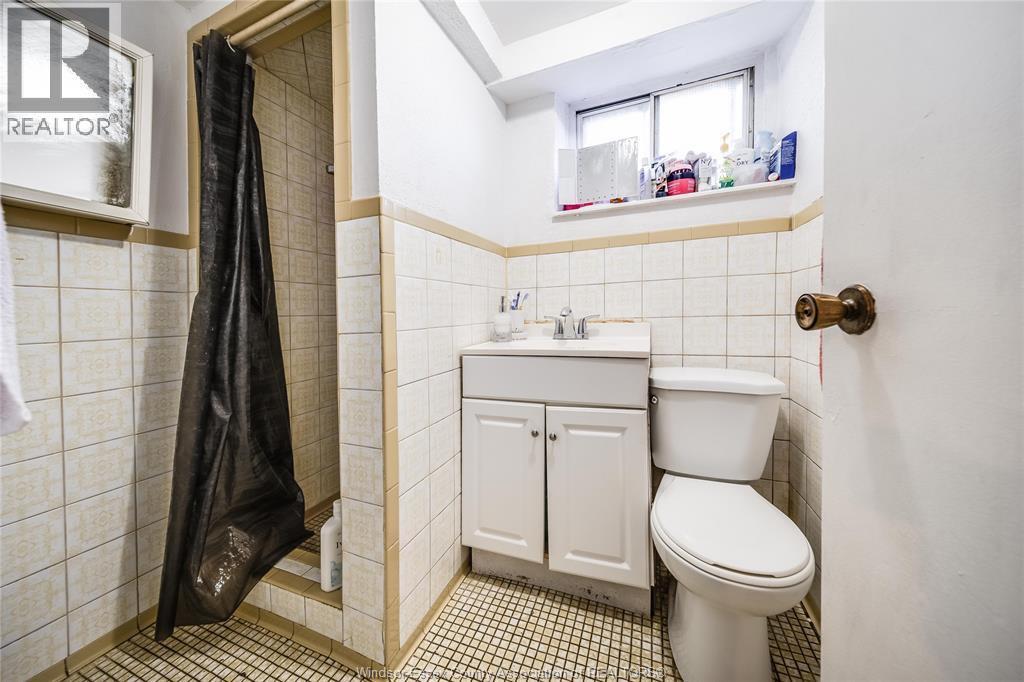 756 Brant Street Property Photo 25