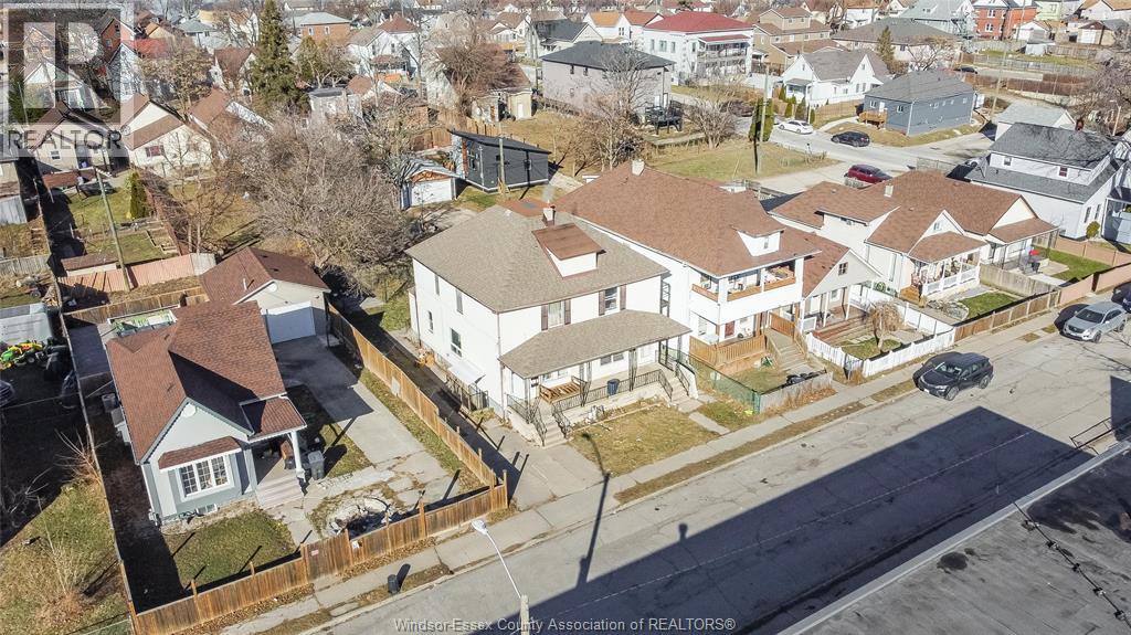 756 Brant Street Property Photo 33