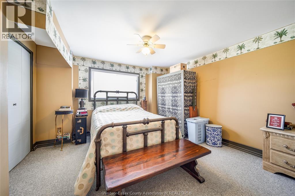 5492 Lassaline Ave #4 Property Photo 11
