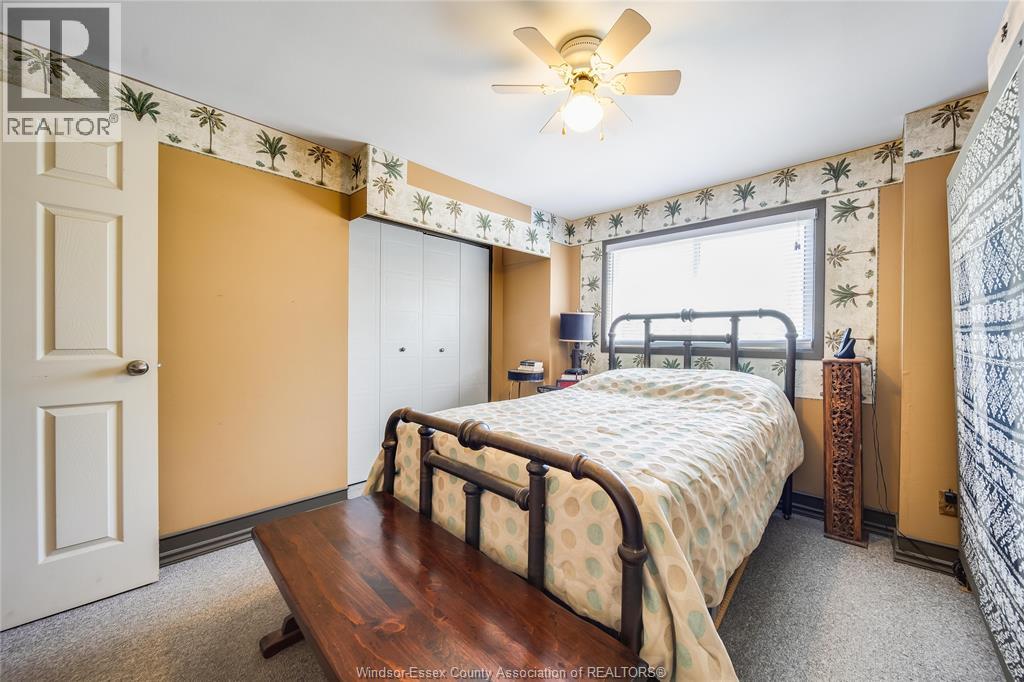 5492 Lassaline Ave #4 Property Photo 12