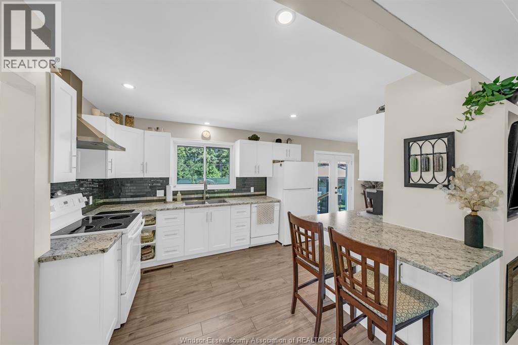 22 Danforth Property Photo 6