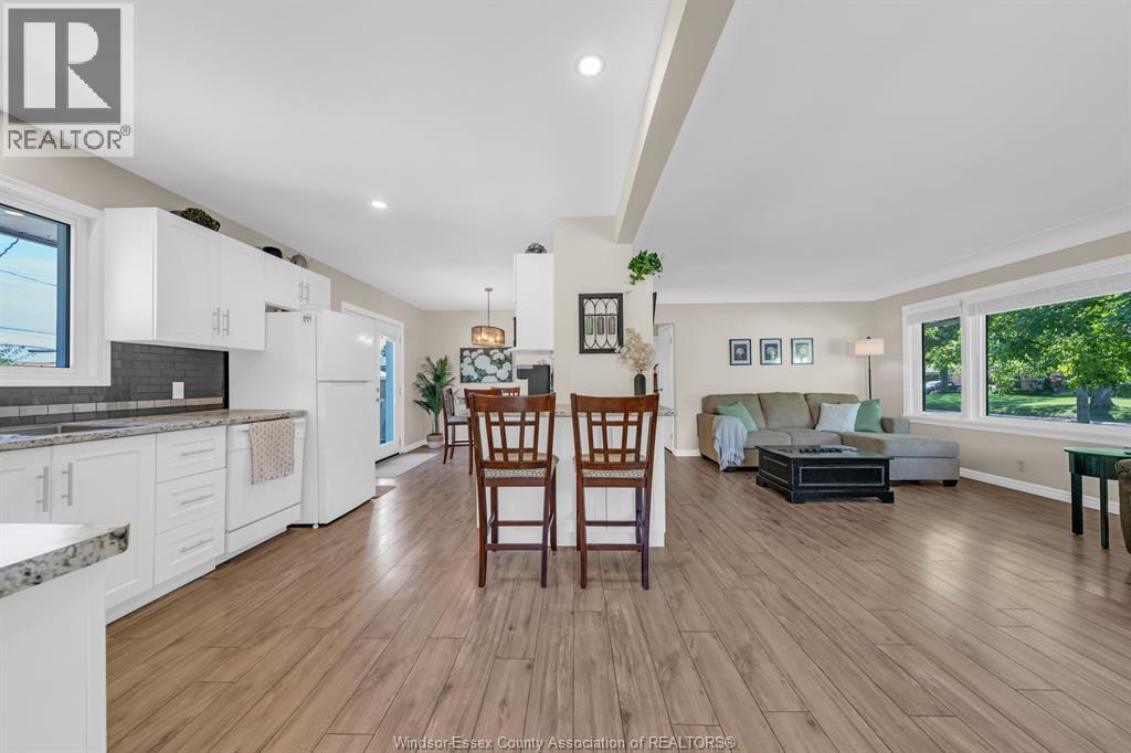 22 Danforth Property Photo 13