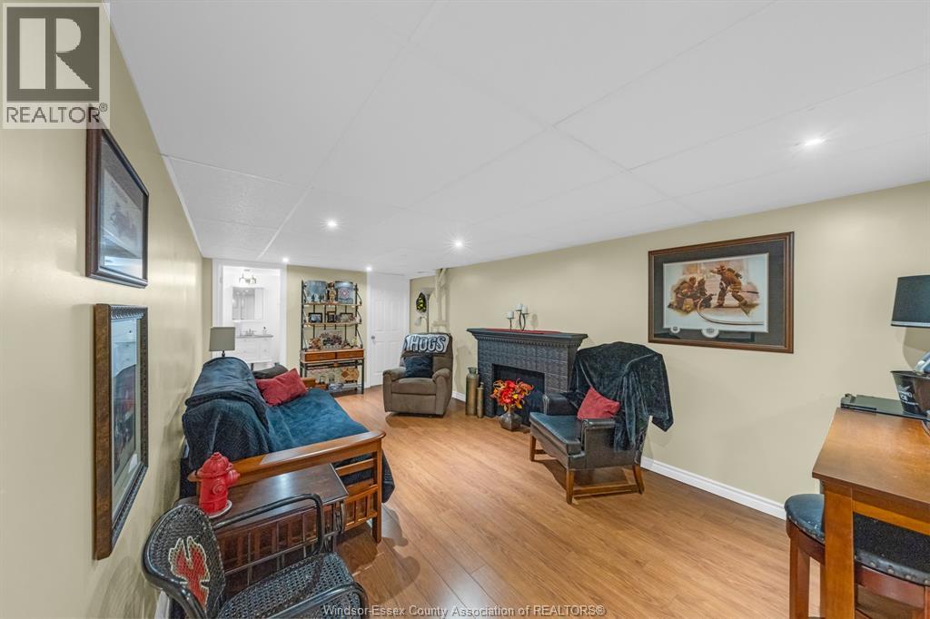 22 Danforth Property Photo 23