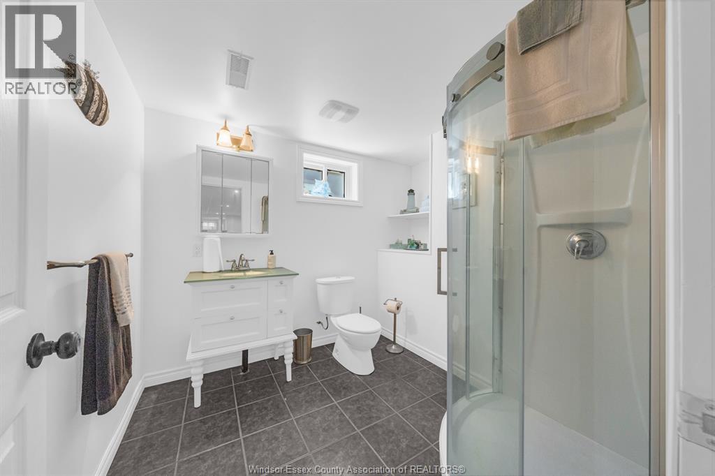 22 Danforth Property Photo 25