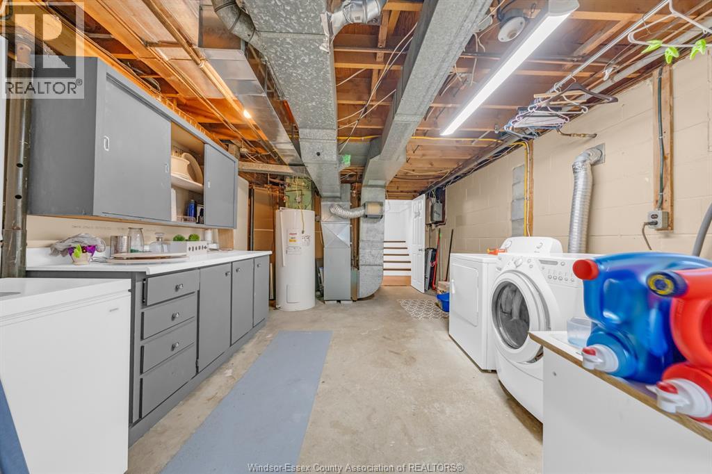 22 Danforth Property Photo 28