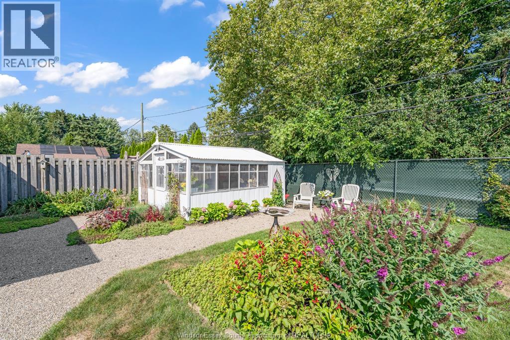 22 Danforth Property Photo 41
