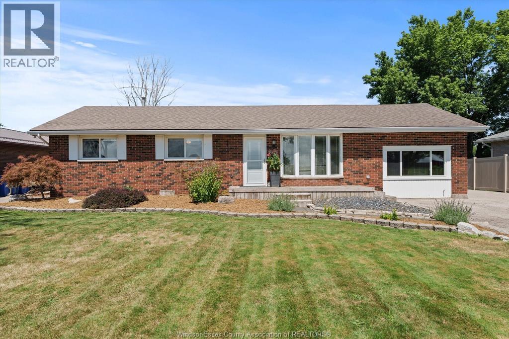 561 County Rd 2 Property Photo 1