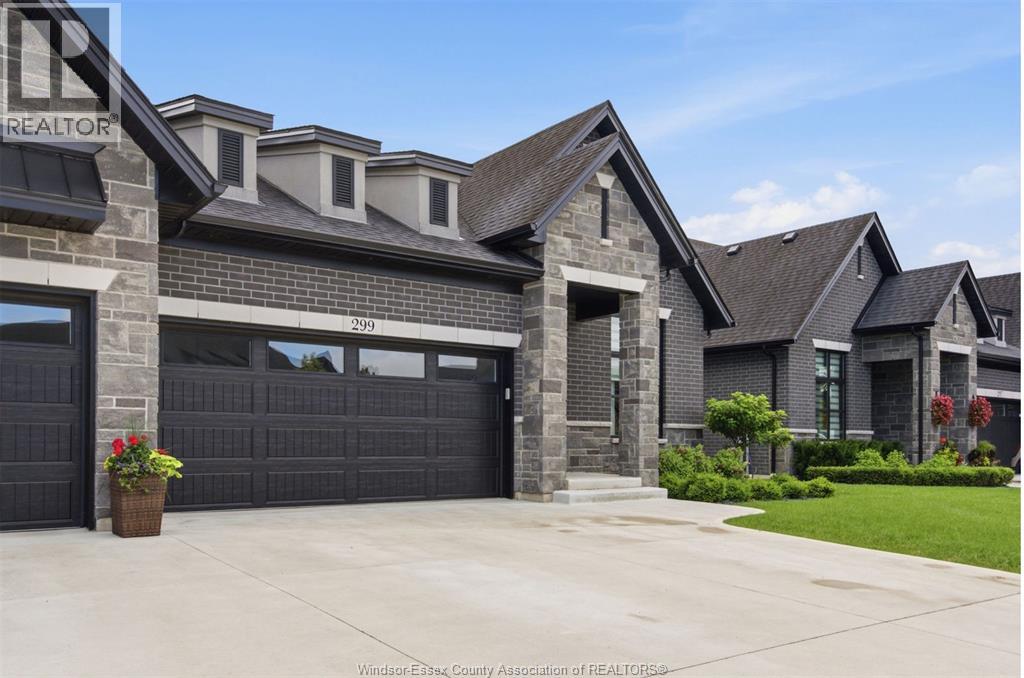 299 Xavier Circle Property Photo 1