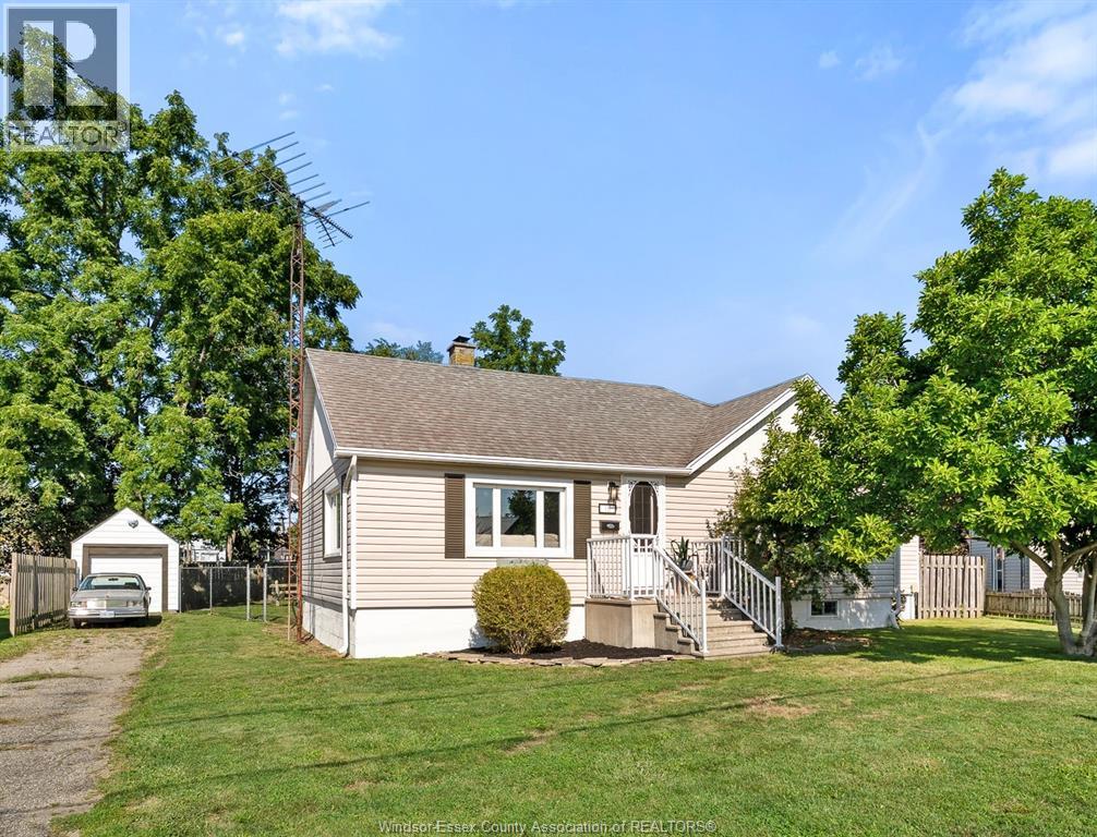 15 John Street West Property Photo 1