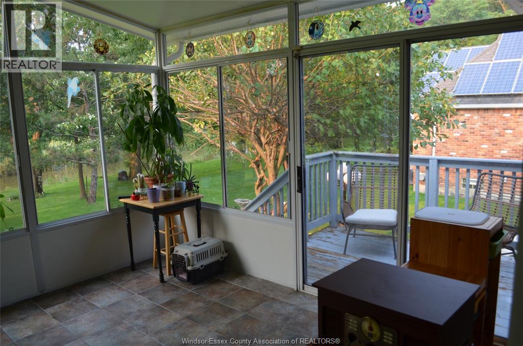 1270 Woodmont Crescent Property Photo 17