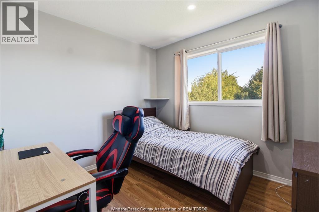 936 North Talbot Road Property Photo 17