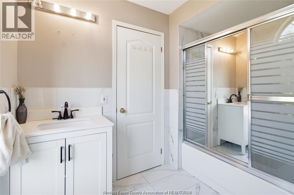936 North Talbot Road Property Photo 23