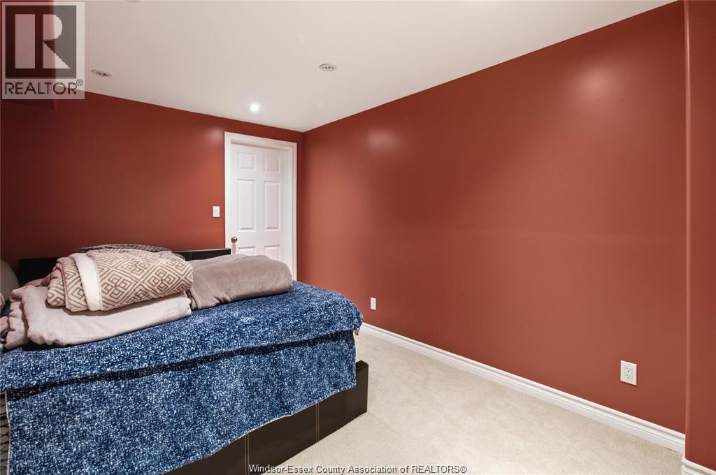 936 North Talbot Road Property Photo 26
