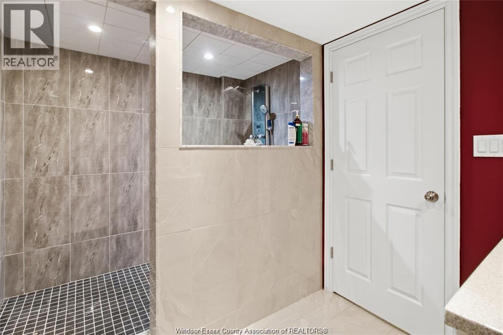 936 North Talbot Road Property Photo 27
