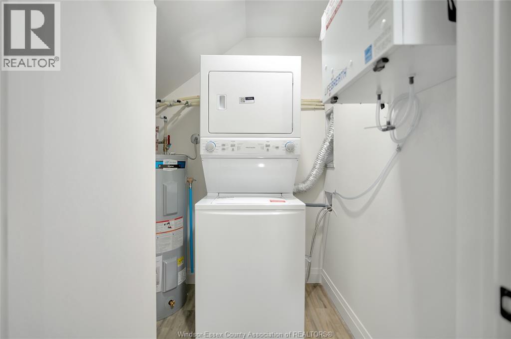515 Caron Unit# 2 Property Photo 4