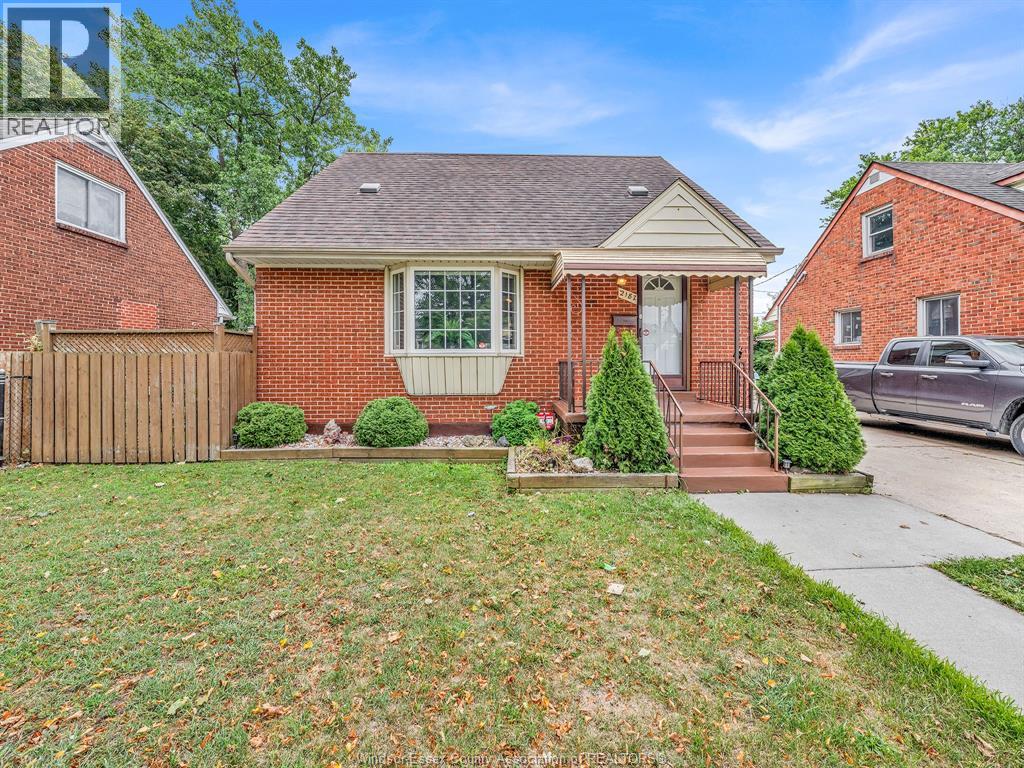 2187 Girardot Property Photo 1