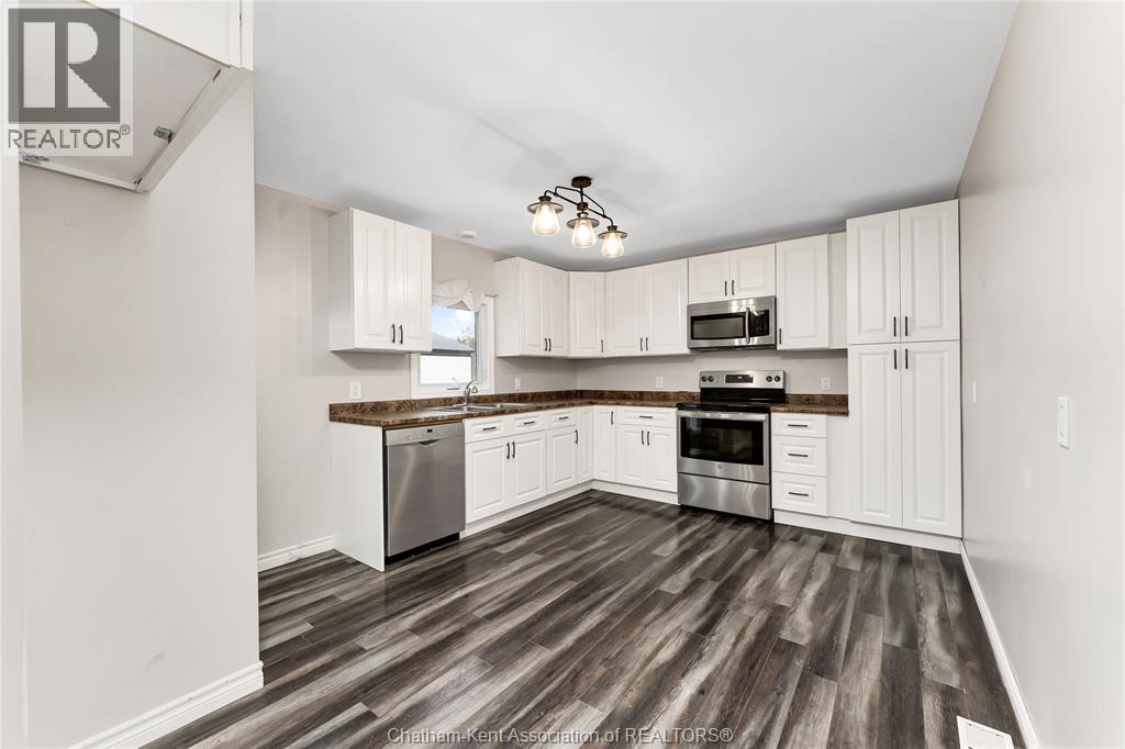 864 Mcnaughton Avenue East Property Photo 22