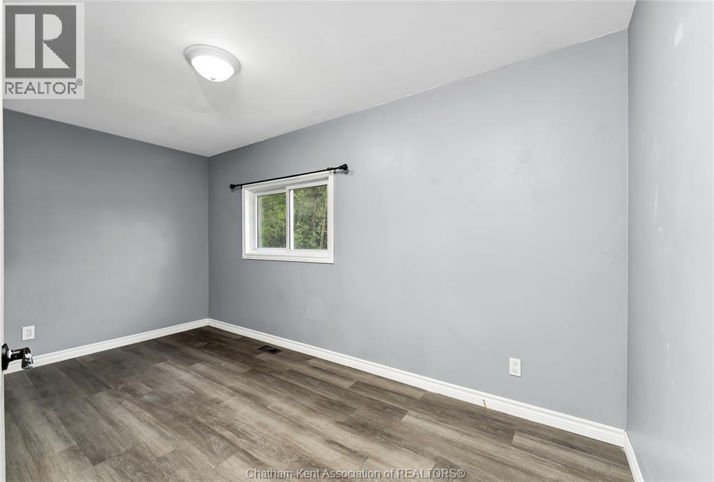 864 Mcnaughton Avenue East Property Photo 29