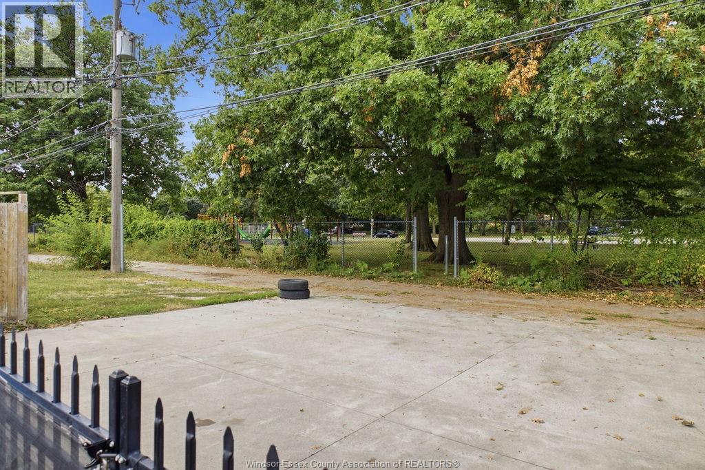2014 Ottawa Street Property Photo 28