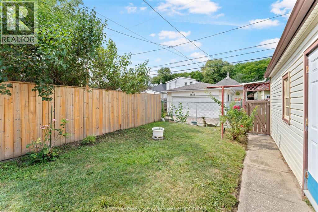 1437 Windermere Property Photo 38