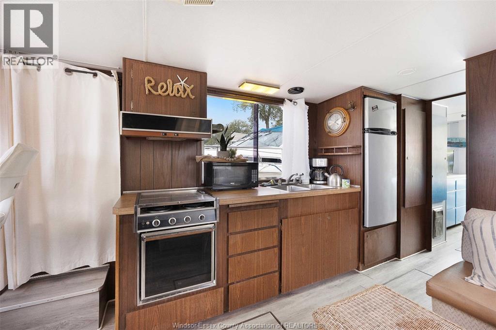 100 Jackson Street Property Photo 14
