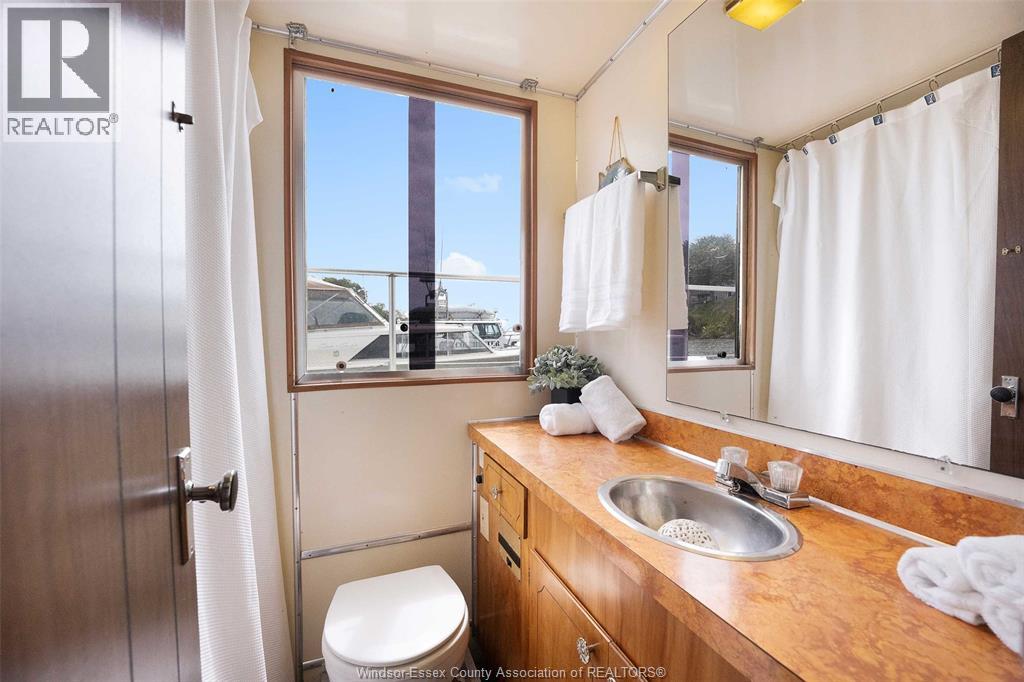 100 Jackson Street Property Photo 16