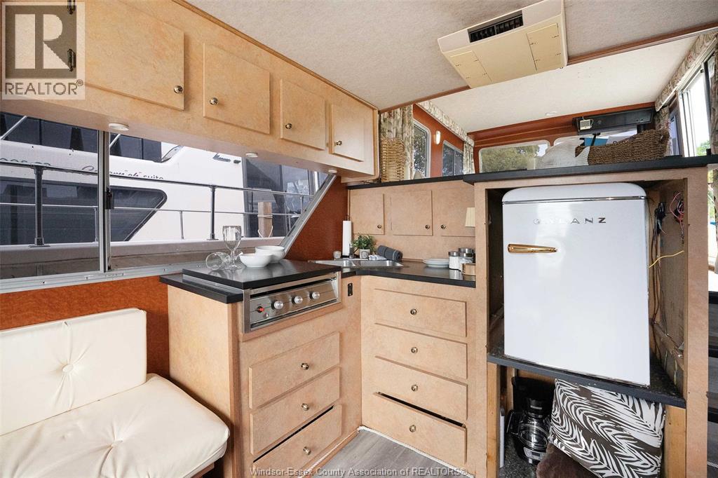 100 Jackson Street Property Photo 24