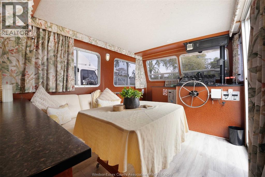 100 Jackson Street Property Photo 26