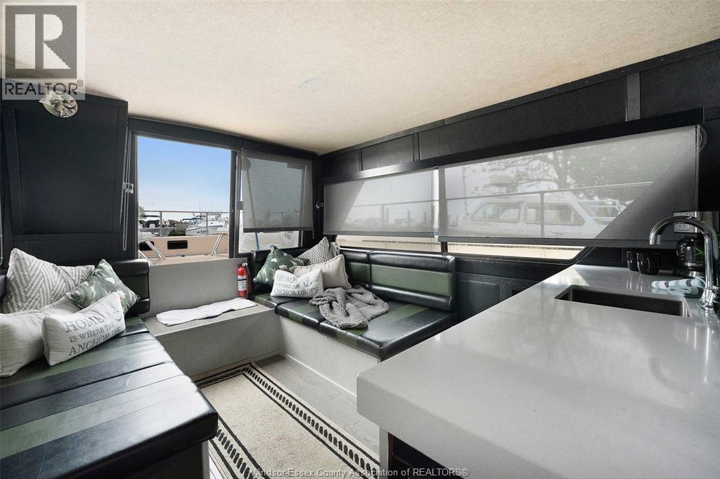 100 Jackson Street Property Photo 36