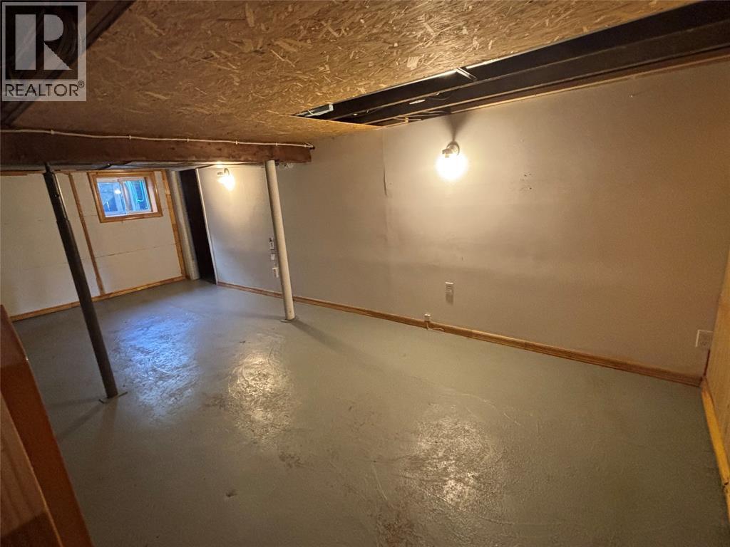 273 Emma Street Property Photo 14