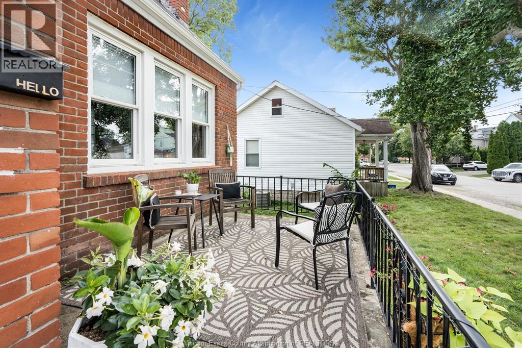 11 College Property Photo 4